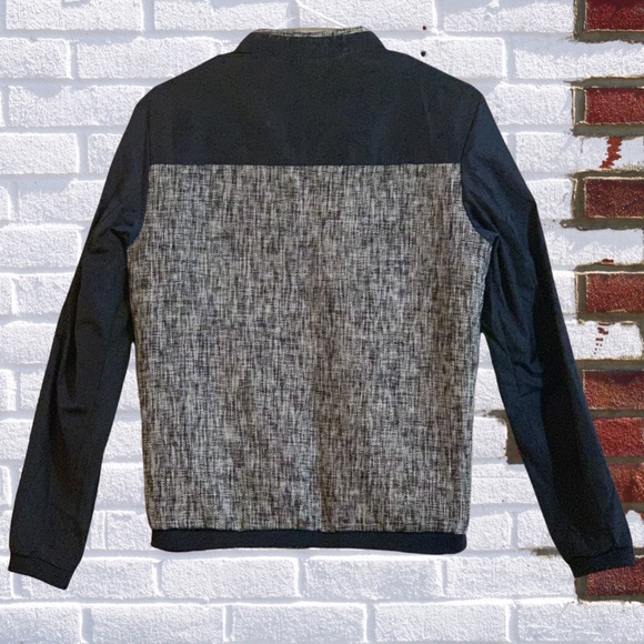 Vancs Unisex Light Wind Zip-Up Jacket - Picture 3 of 11